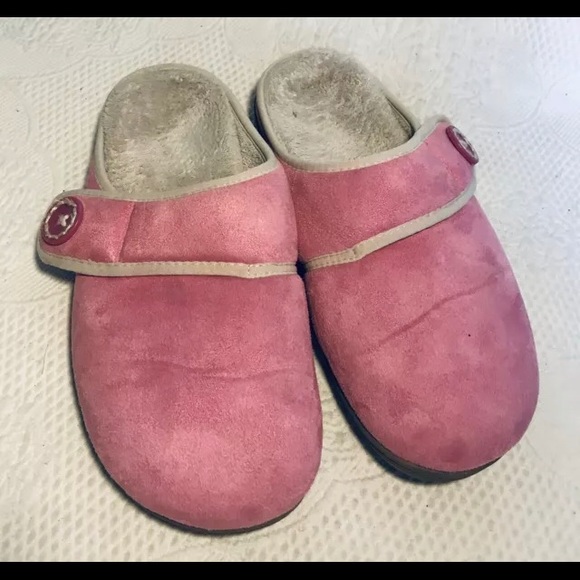 vionic pink slippers